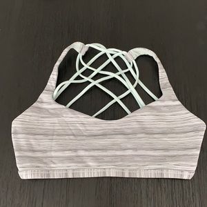 Lululemon sports bra in size 2